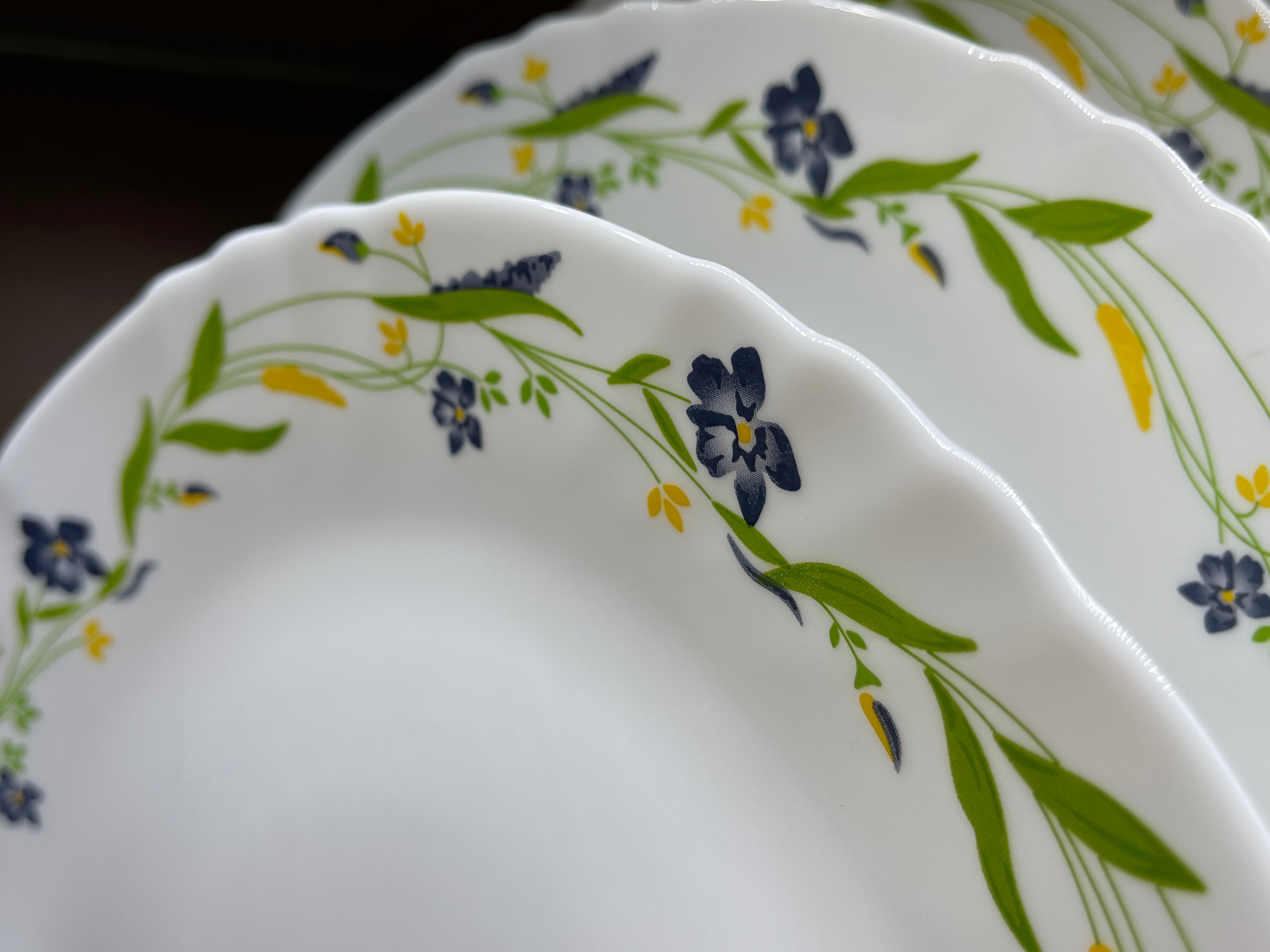 Cello Ceramic Dinner Set, 33 Pc - Buy Online from Cherakulam Vessels & Crockery