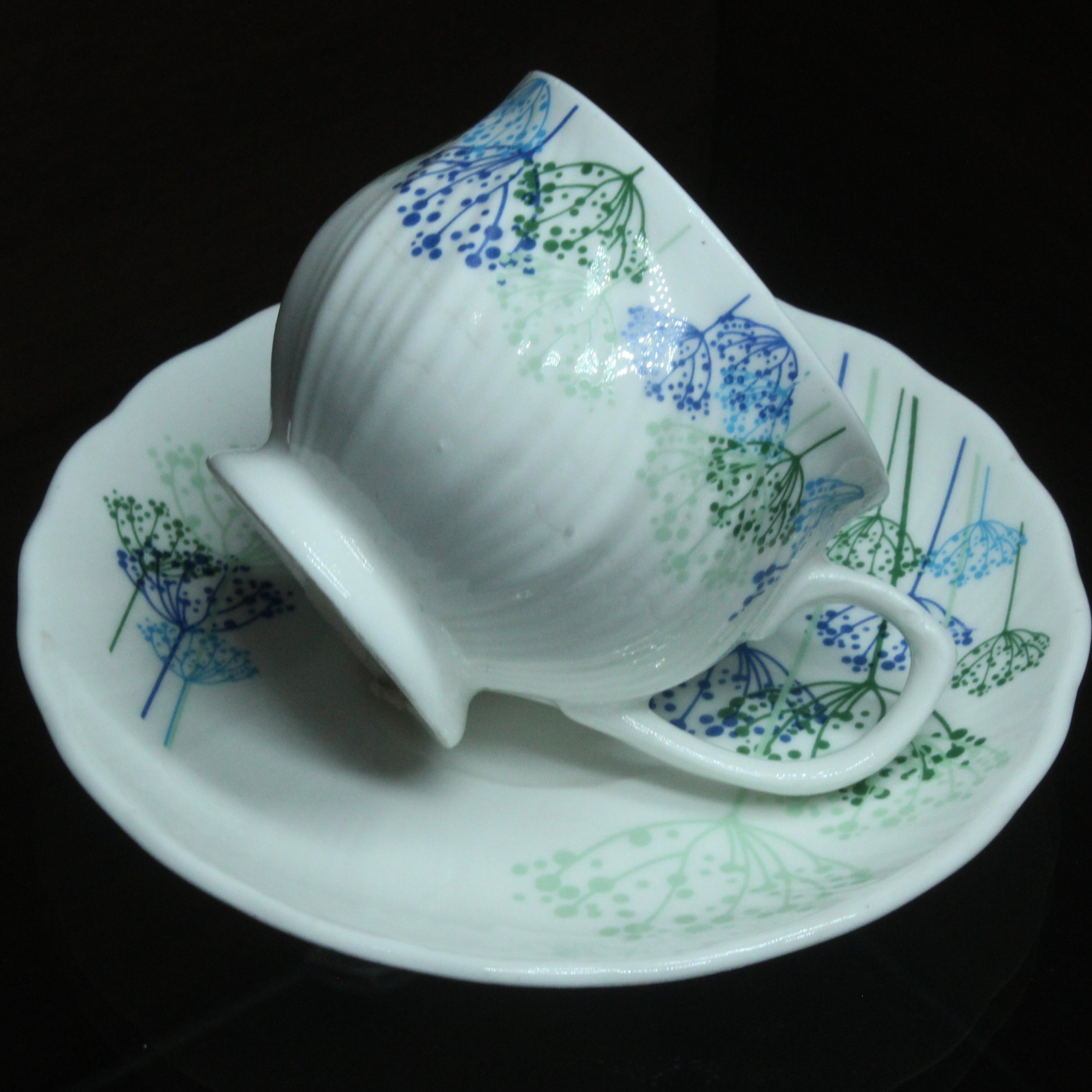 White Craft Cup And Saucer, Set Of 6 Nos - Buy Online from Cherakulam Vessels & Crockery
