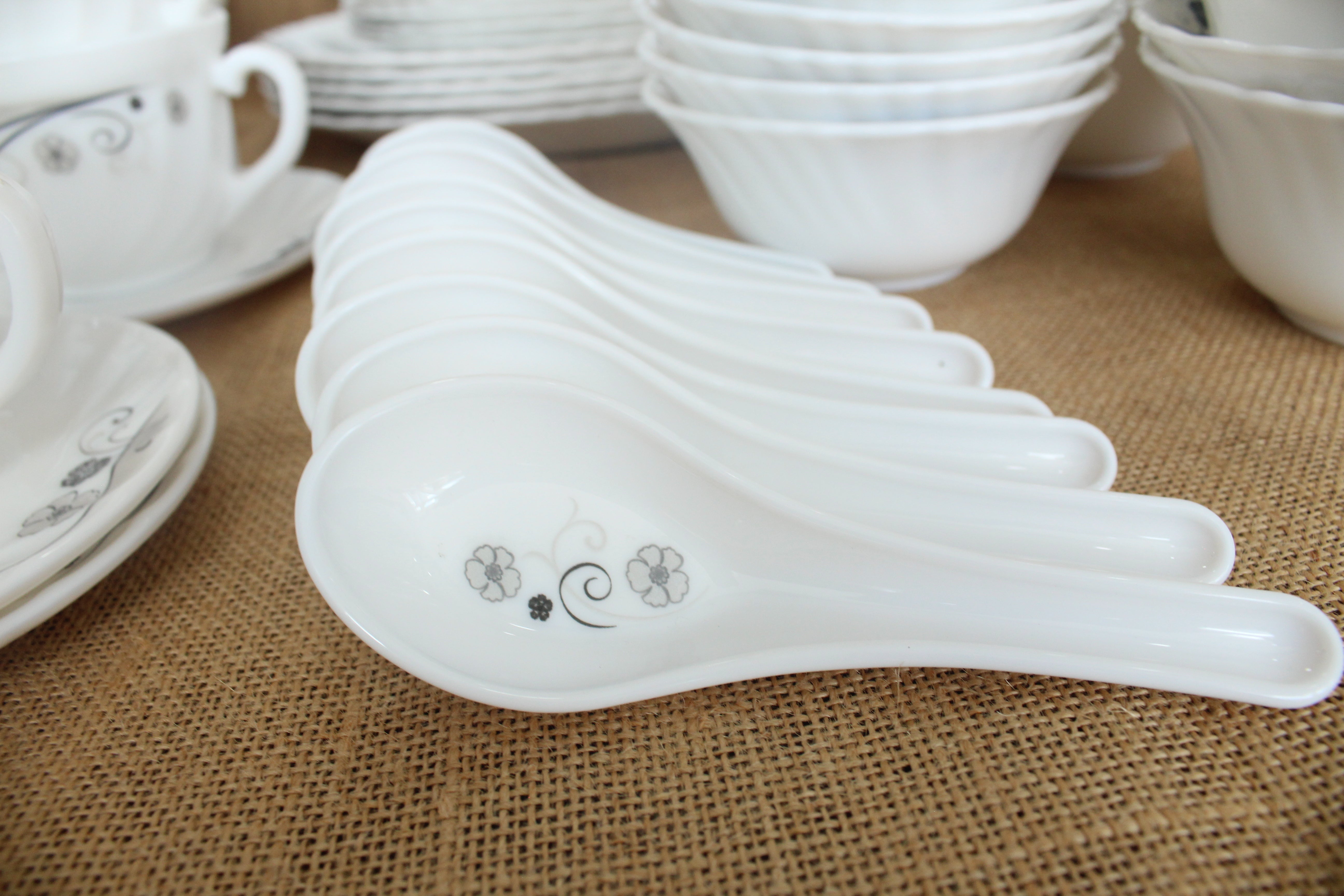 Nolta Ceramic Dinner Set, 50 Pc - Buy Online from Cherakulam Vessels & Crockery