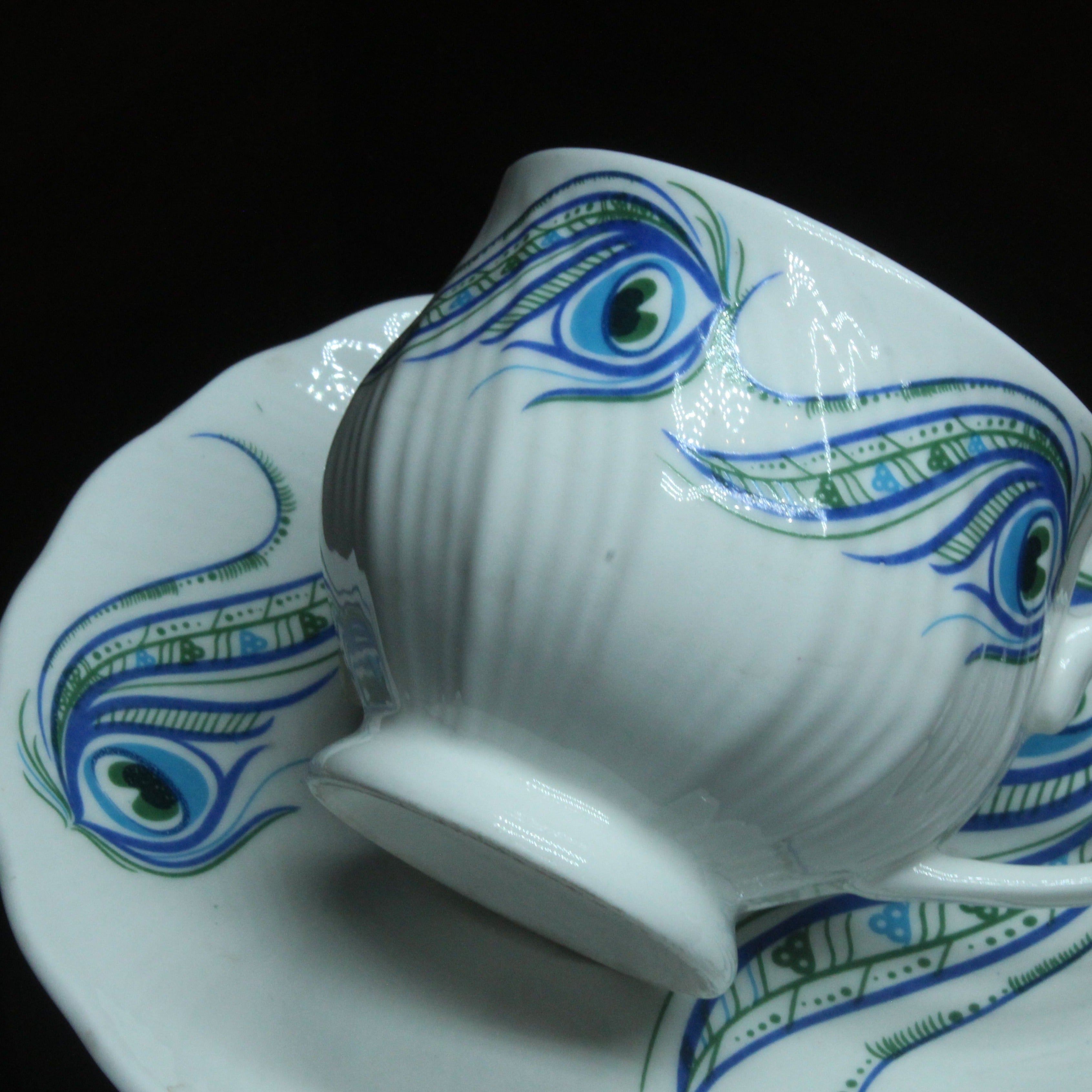 White Craft Cup And Saucer, Set Of 6 Nos - Buy Online from Cherakulam Vessels & Crockery